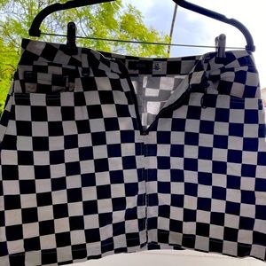 BDG skirt size L